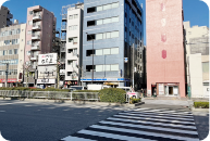 JR中央・総武線水道橋駅から水道橋店までの道のり4